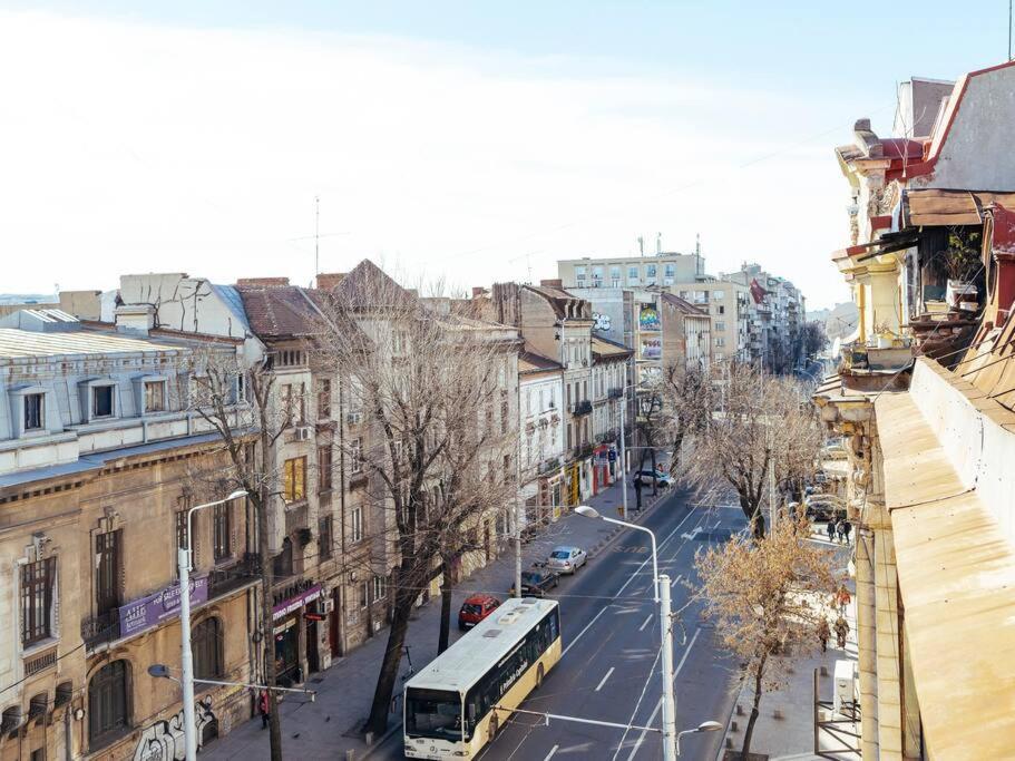 Newstudio & Center I Balcony I Netflix * Bucharest